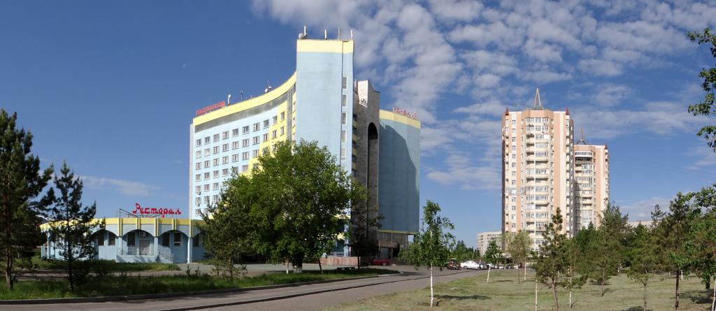 Sary Arka Hotel Pawłodar Zewnętrze zdjęcie