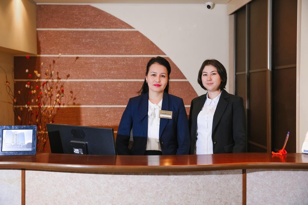 Sary Arka Hotel Pawłodar Zewnętrze zdjęcie